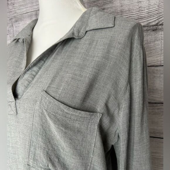 Anthropologie Cloth & Stone gray popover top size medium - Picture 2 of 14